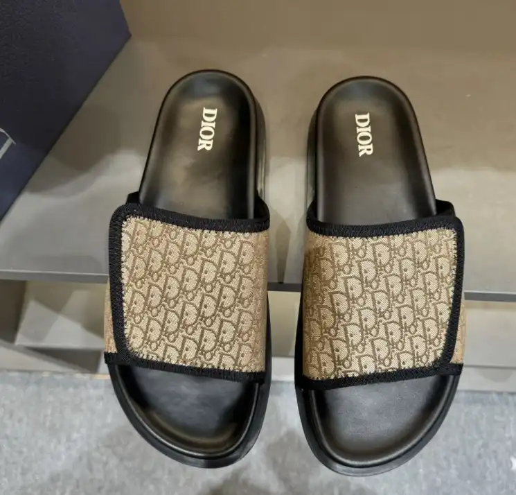 hype Christian Dior Slippers