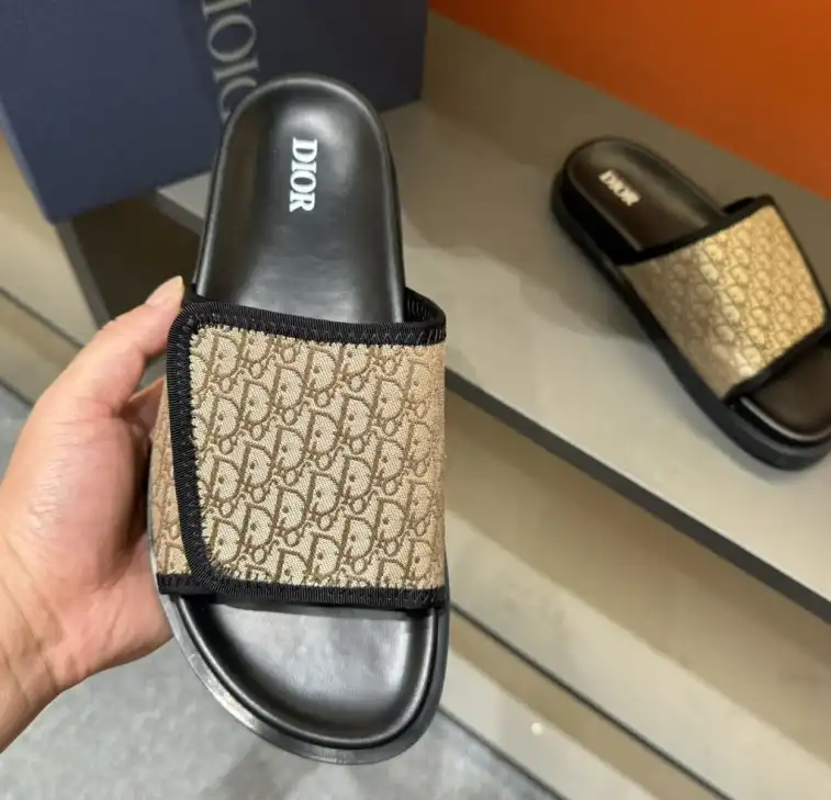 hype Christian Dior Slippers