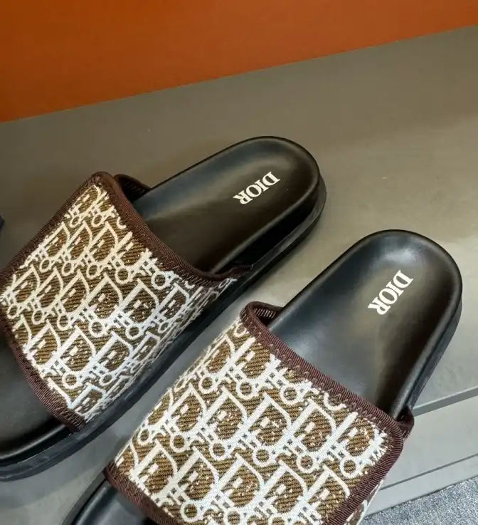 hype Christian Dior Slippers