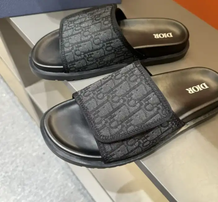 hype Christian Dior Slippers