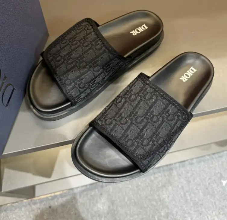 hype Christian Dior Slippers