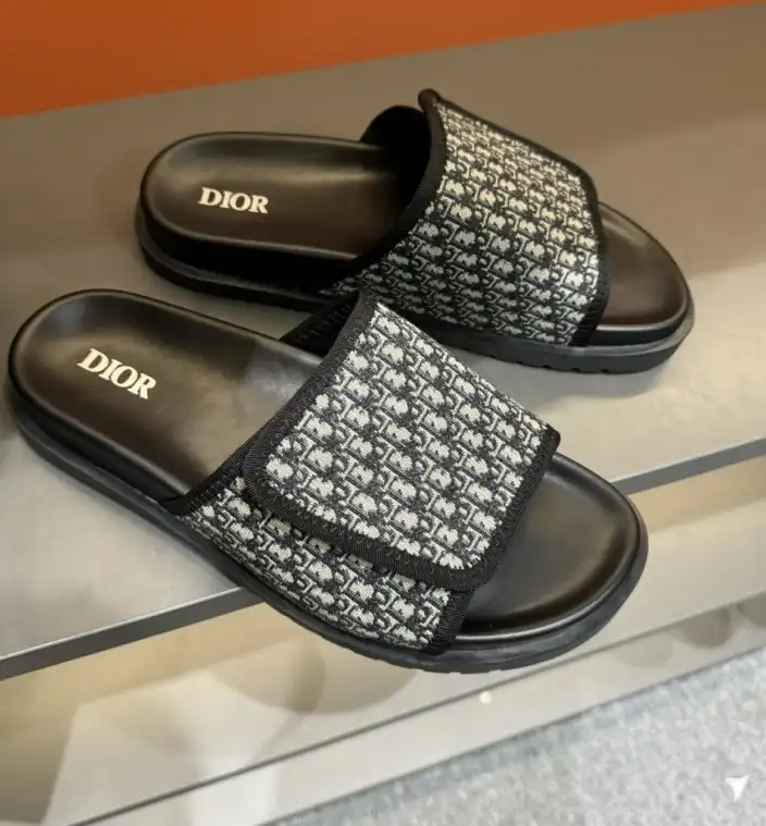 hype Christian Dior Slippers