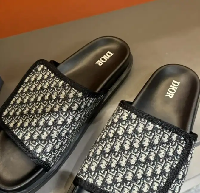 hype Christian Dior Slippers