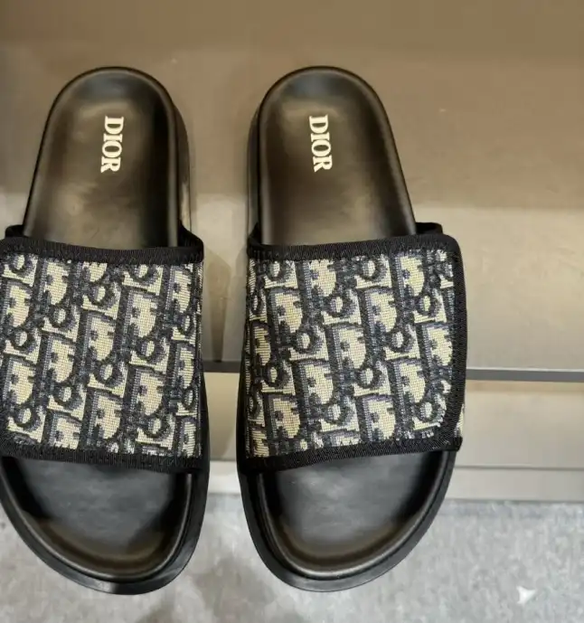 hype Christian Dior Slippers