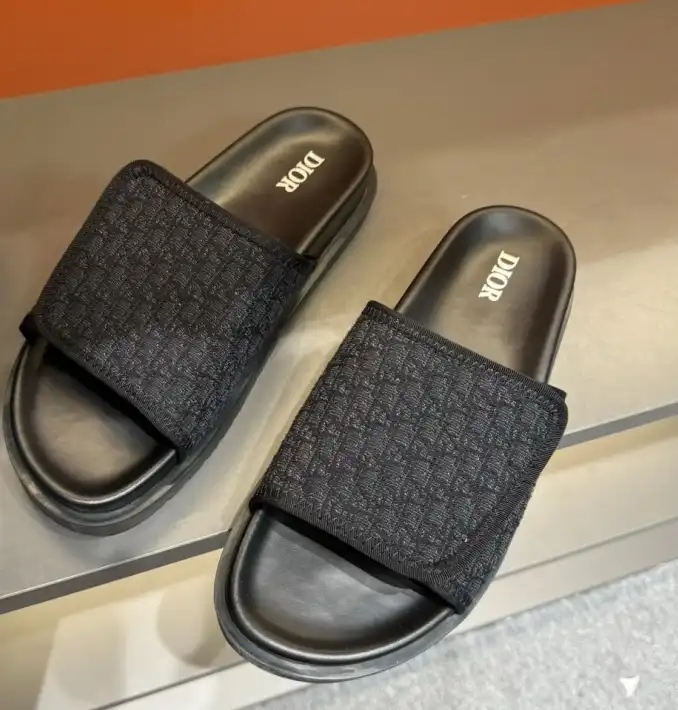 hype Christian Dior Slippers