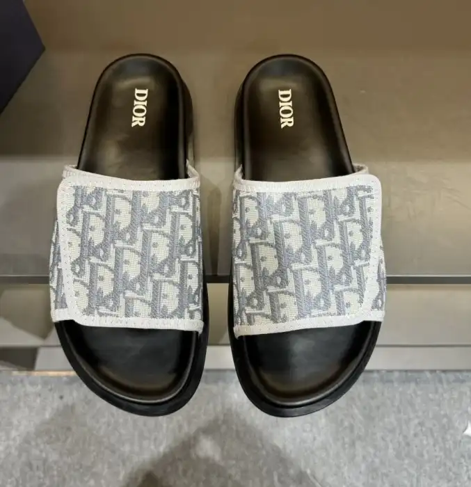 hype Christian Dior Slippers