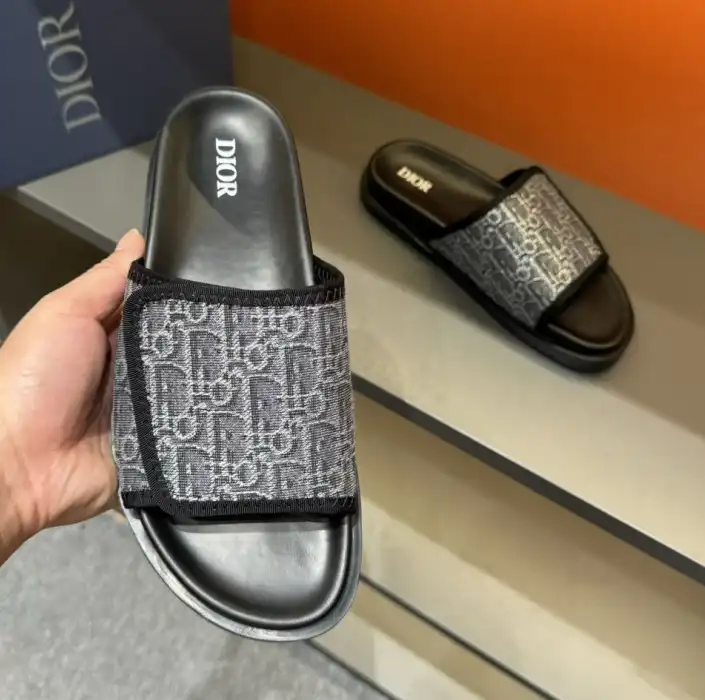 hype Christian Dior Slippers