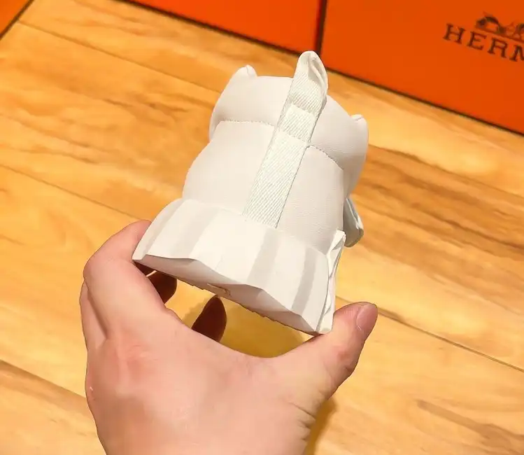 hype Hermes Sneakers