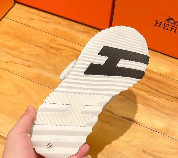 hype Hermes Sneakers