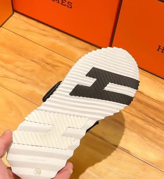 hype Hermes Sneakers