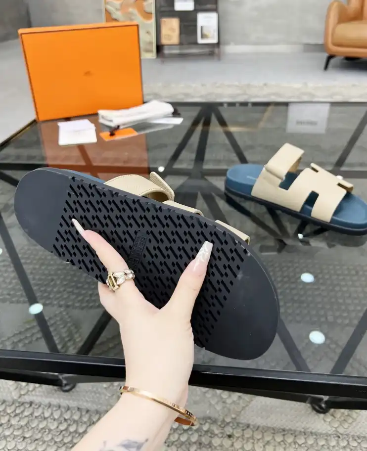 hype Hermes Slippers