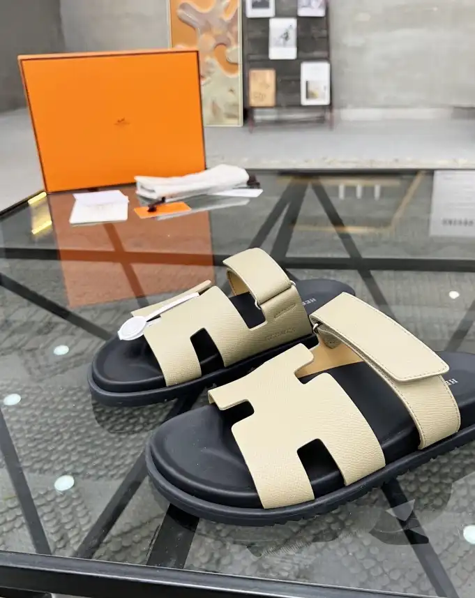 hype Hermes Slippers