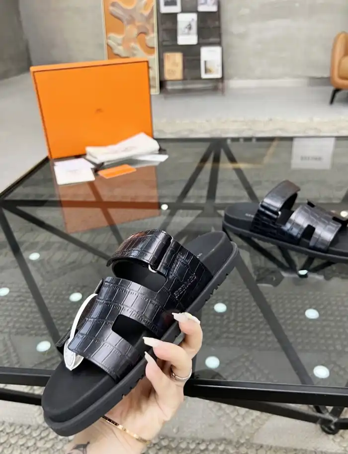 hype Hermes Slippers