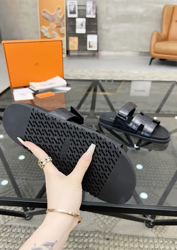 hype Hermes Slippers