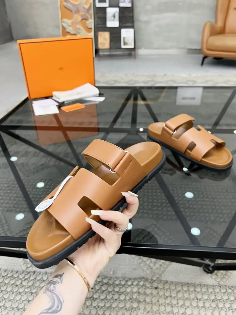 hype Hermes Slippers