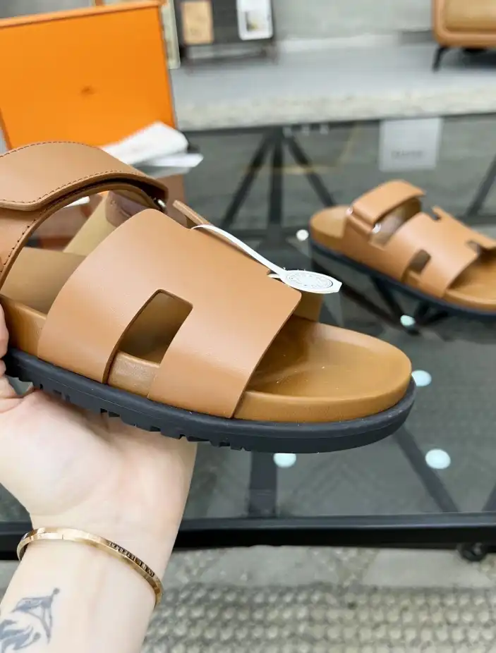 hype Hermes Slippers