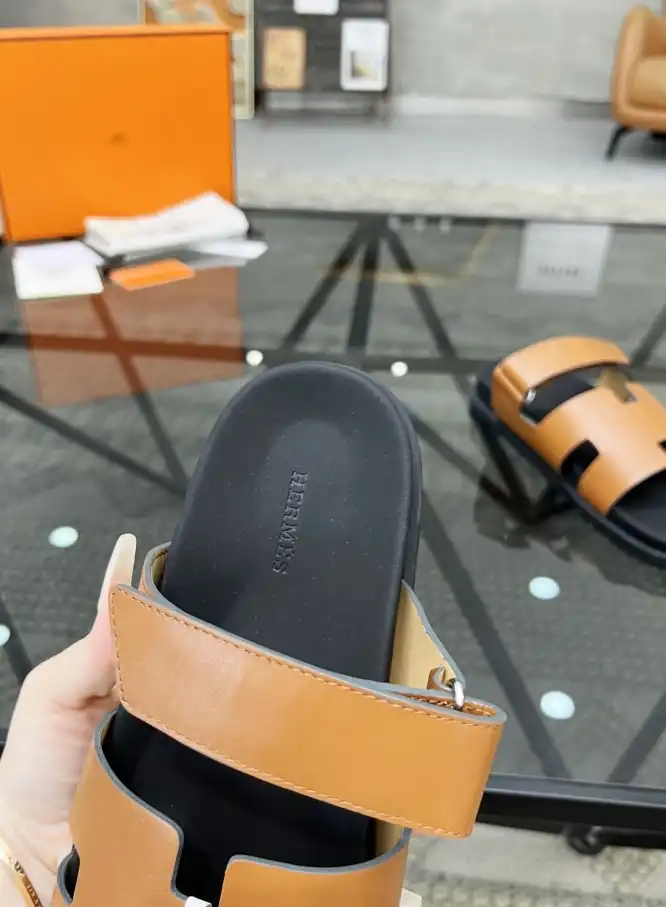 hype Hermes Slippers