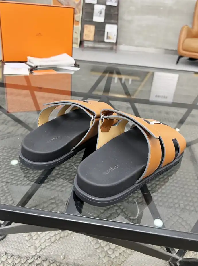 hype Hermes Slippers