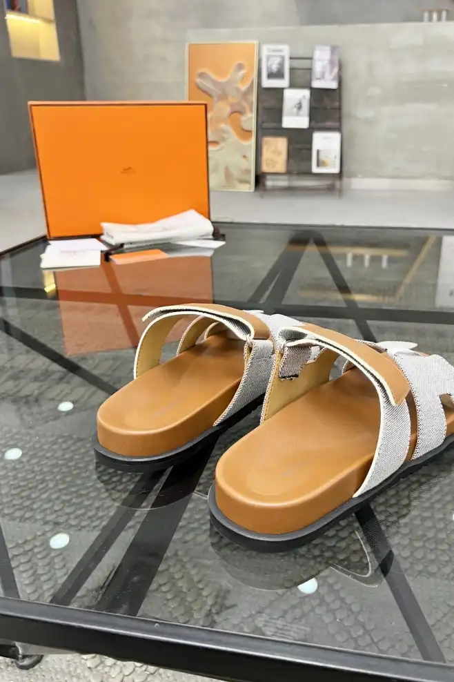 hype Hermes Slippers