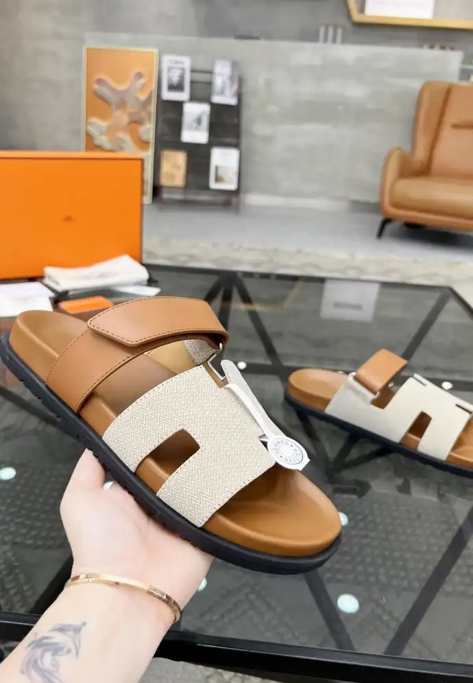 hype Hermes Slippers