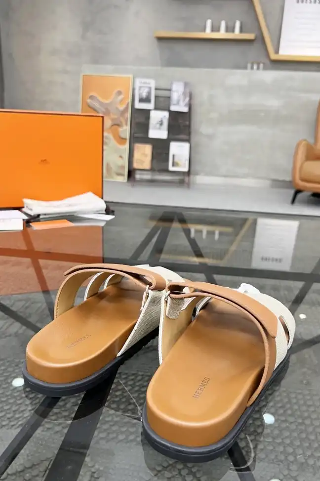 hype Hermes Slippers