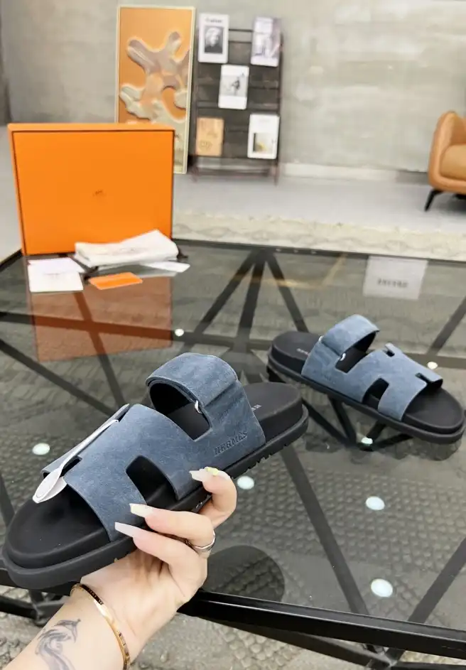 hype Hermes Slippers