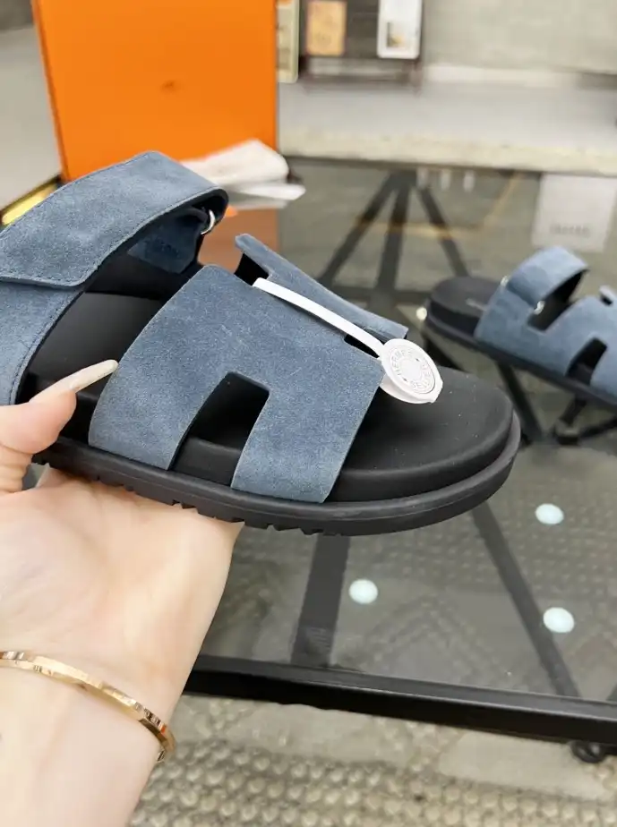 hype Hermes Slippers