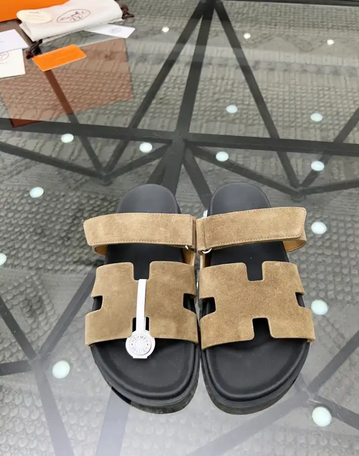 hype Hermes Slippers