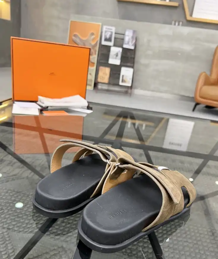 hype Hermes Slippers