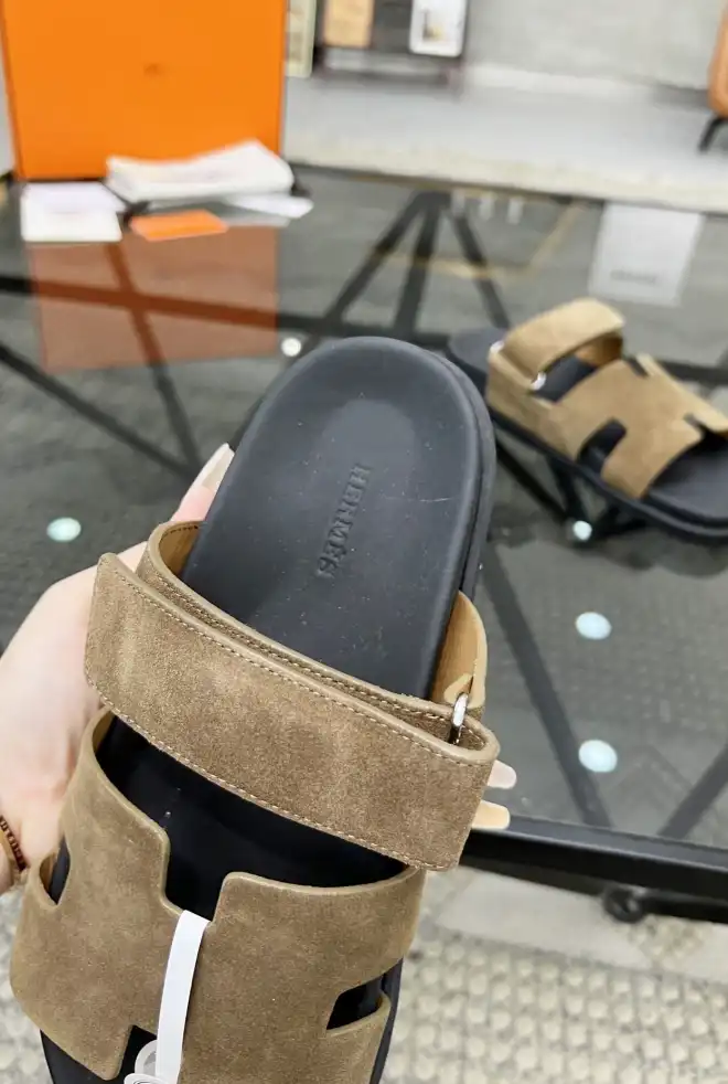 hype Hermes Slippers