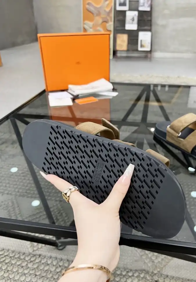 hype Hermes Slippers