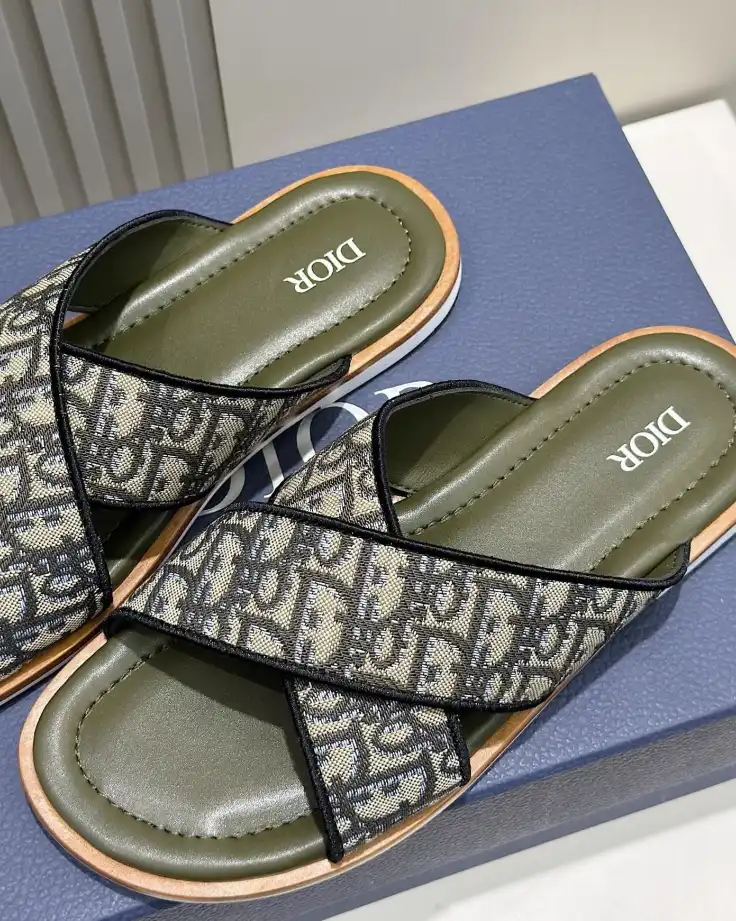 hype Christian Dior Slippers