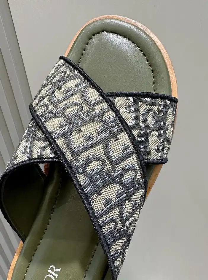 hype Christian Dior Slippers