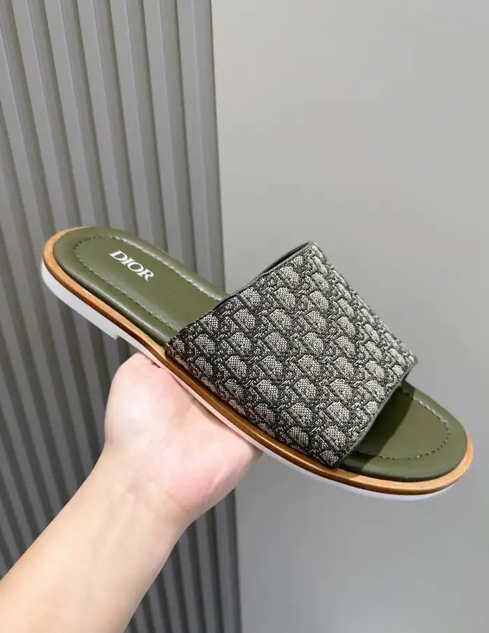 hype Christian Dior Slippers