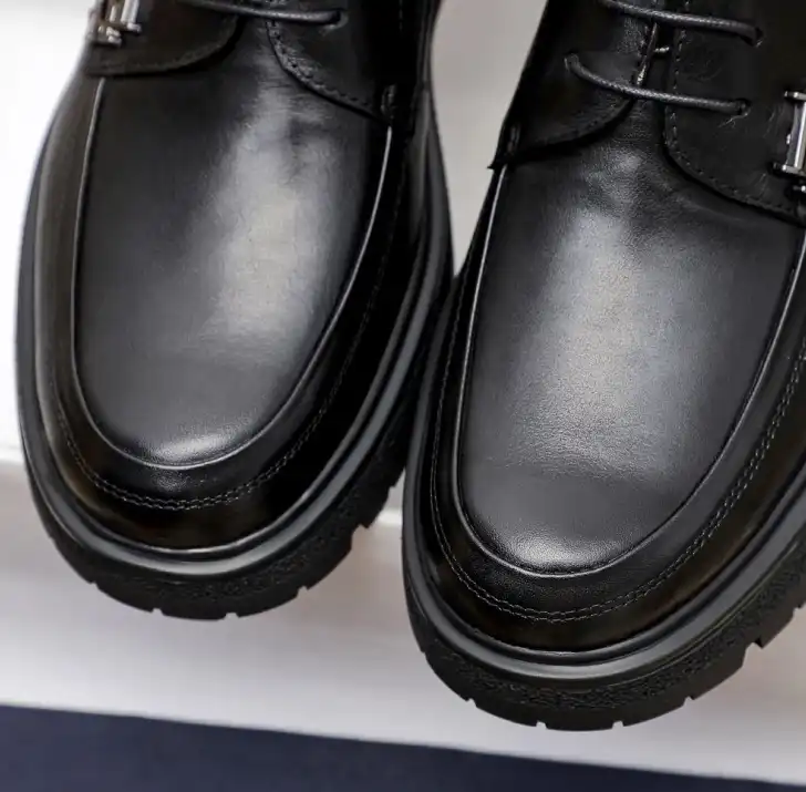 hype Christian Dior Leather Shoes