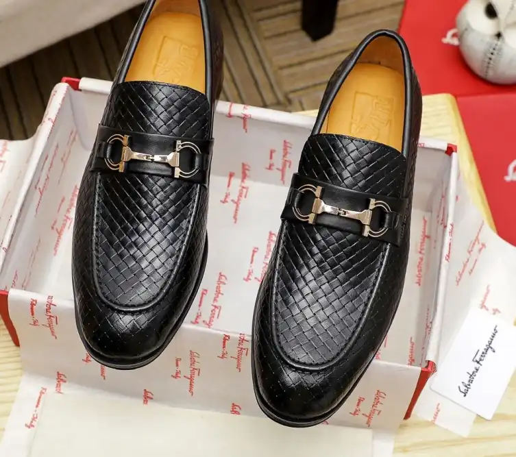 hype Ferragamo Leather Shoes