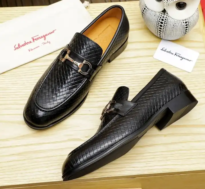 hype Ferragamo Leather Shoes