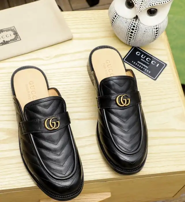 hype Gucci Slippers