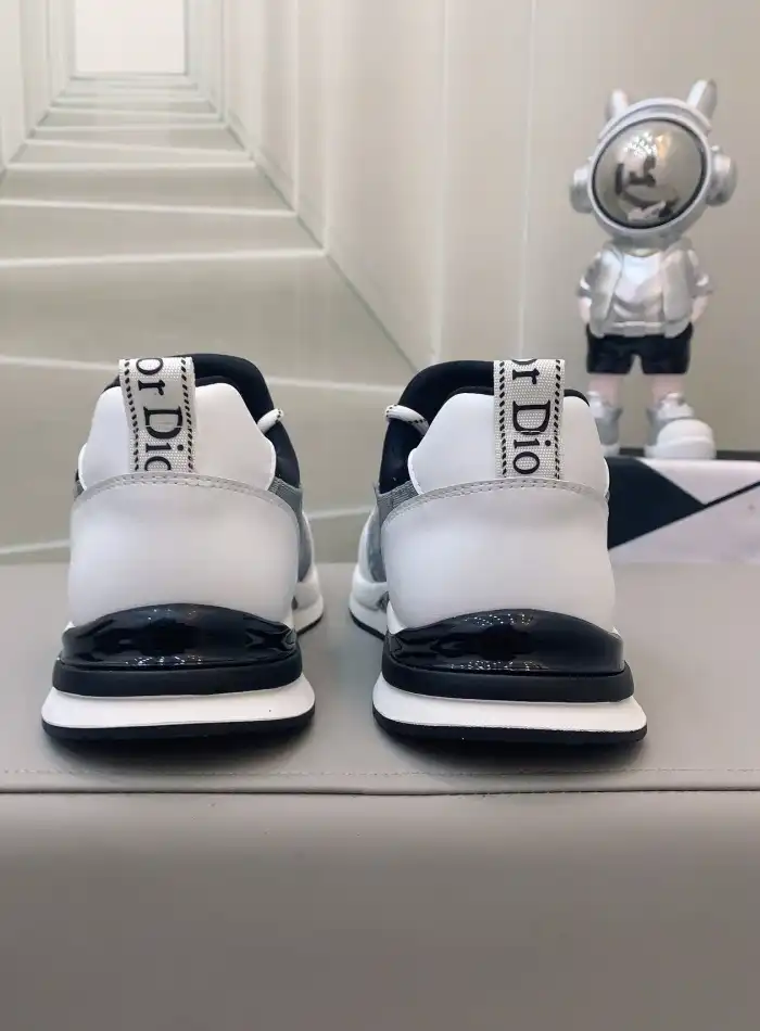 hype Christian Dior Sneakers