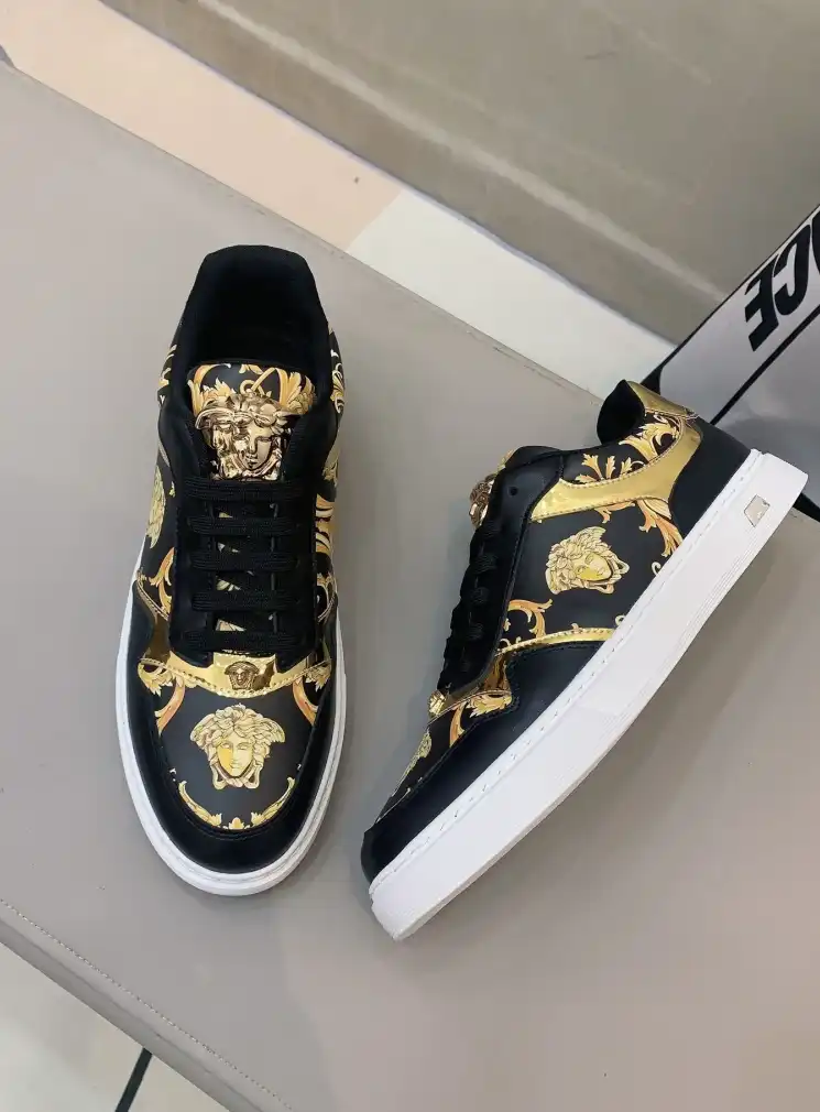 hype Givenchy Sneakers