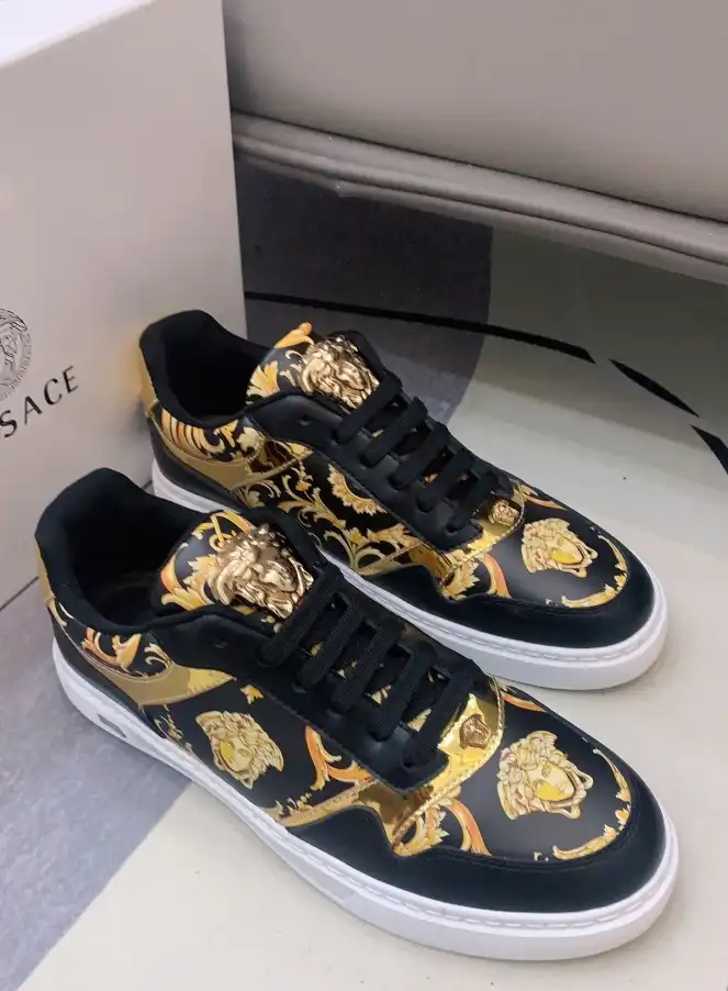 hype Givenchy Sneakers