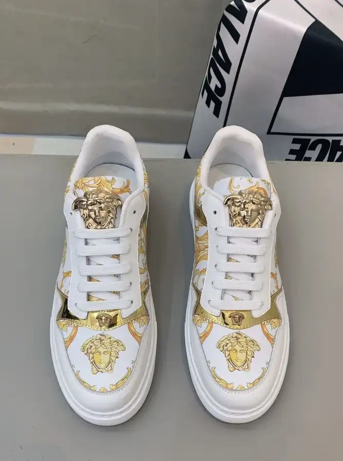 hype Givenchy Sneakers