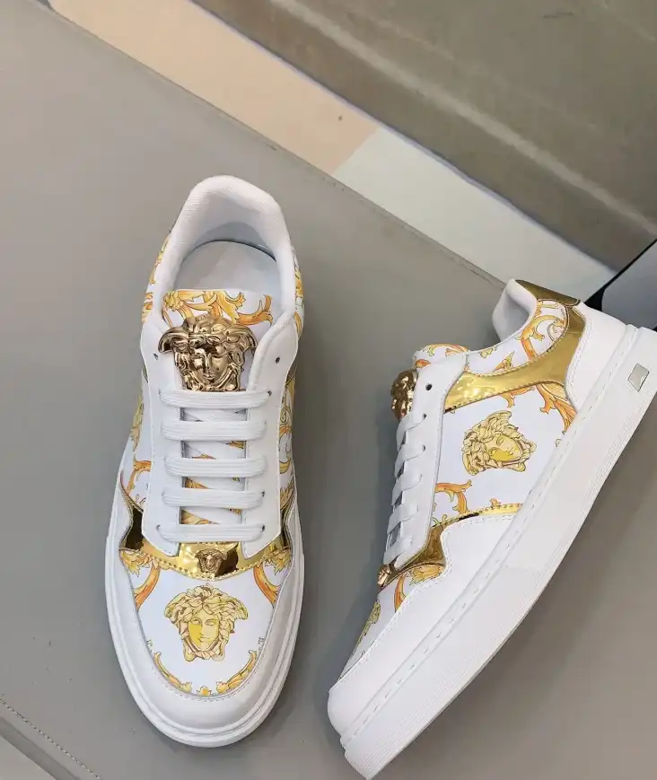 hype Givenchy Sneakers