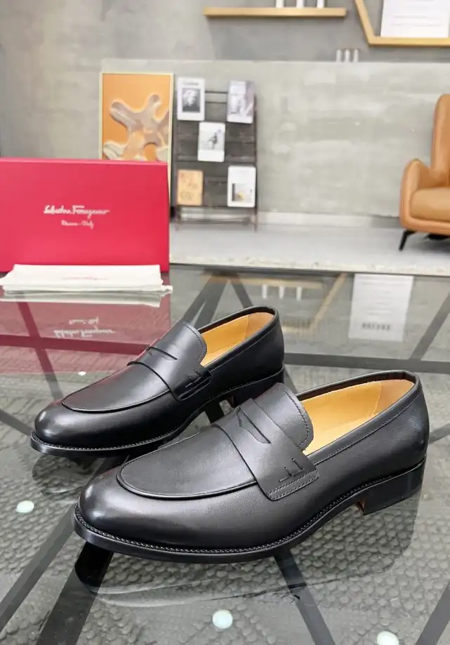 hype Ferragamo Leather Shoes