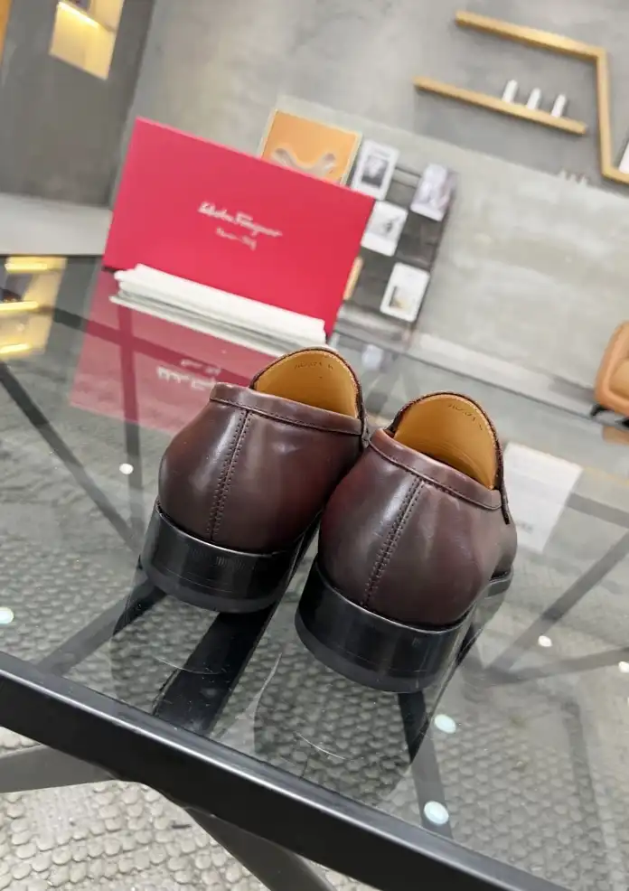 hype Ferragamo Leather Shoes