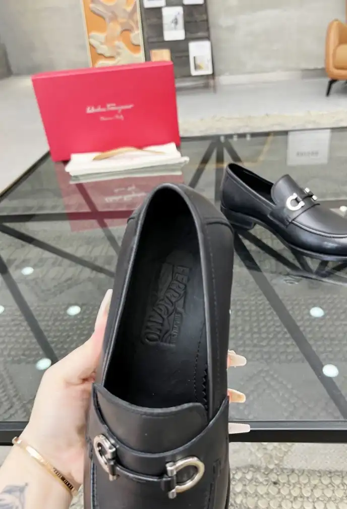 hype Ferragamo Leather Shoes