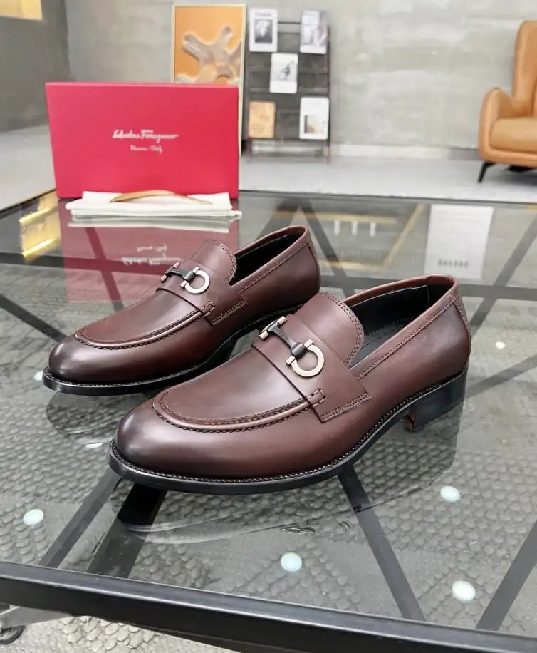 hype Ferragamo Leather Shoes