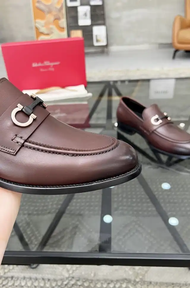 hype Ferragamo Leather Shoes