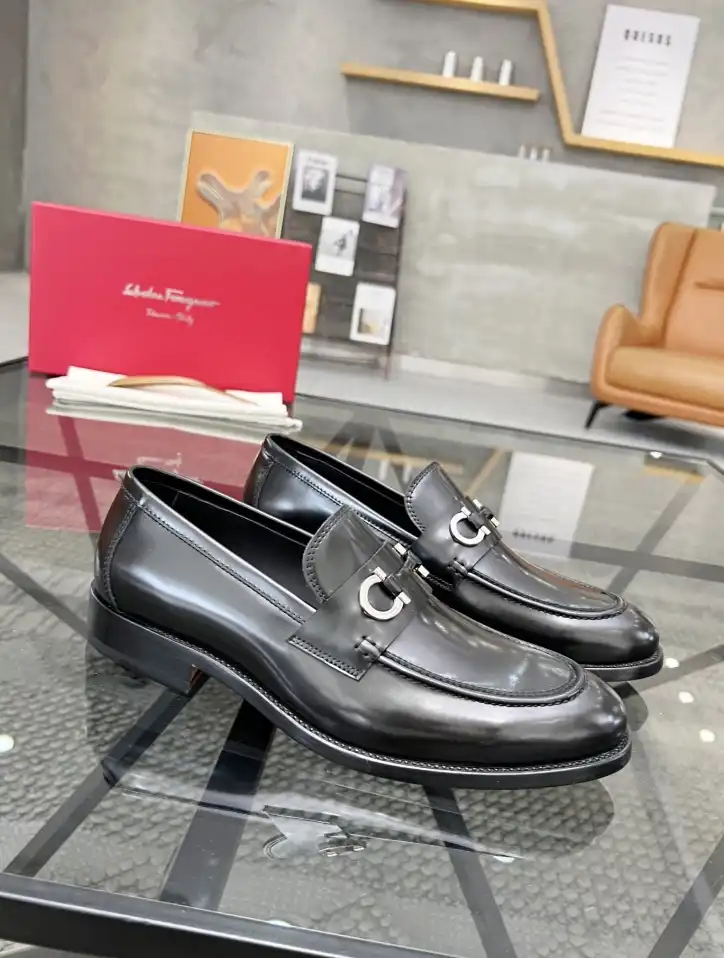 hype Ferragamo Leather Shoes