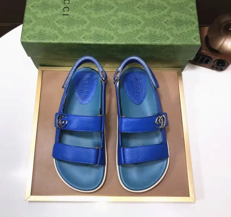 hype Gucci Sandals